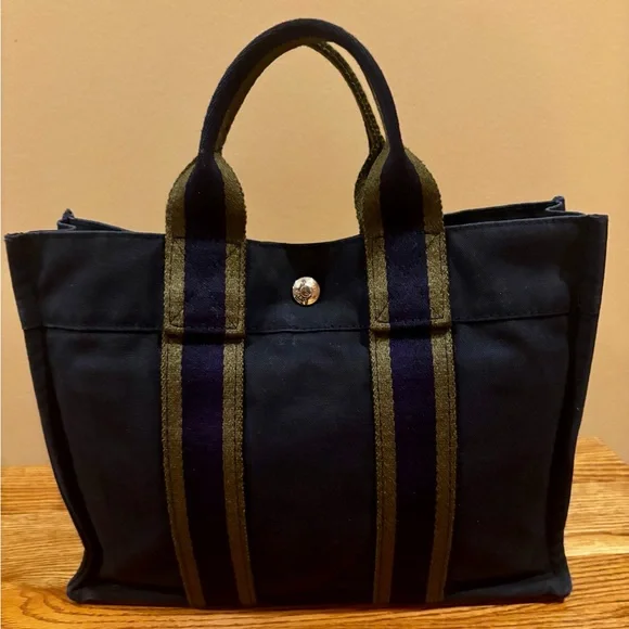 HERMES FOURRE TOUT PM TOTE BAG  
NAVY/GREEN - AUTHENTIC - Picture 3 of 7